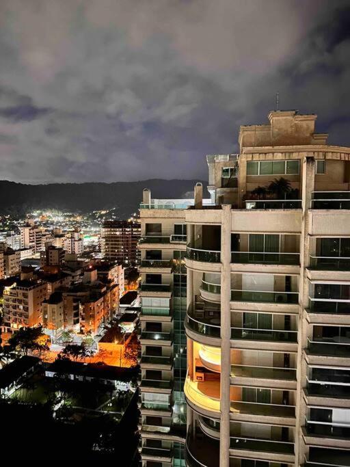 Apto Com Vista Para O Mar Com 2 Vagas - Guarujá Exterior foto